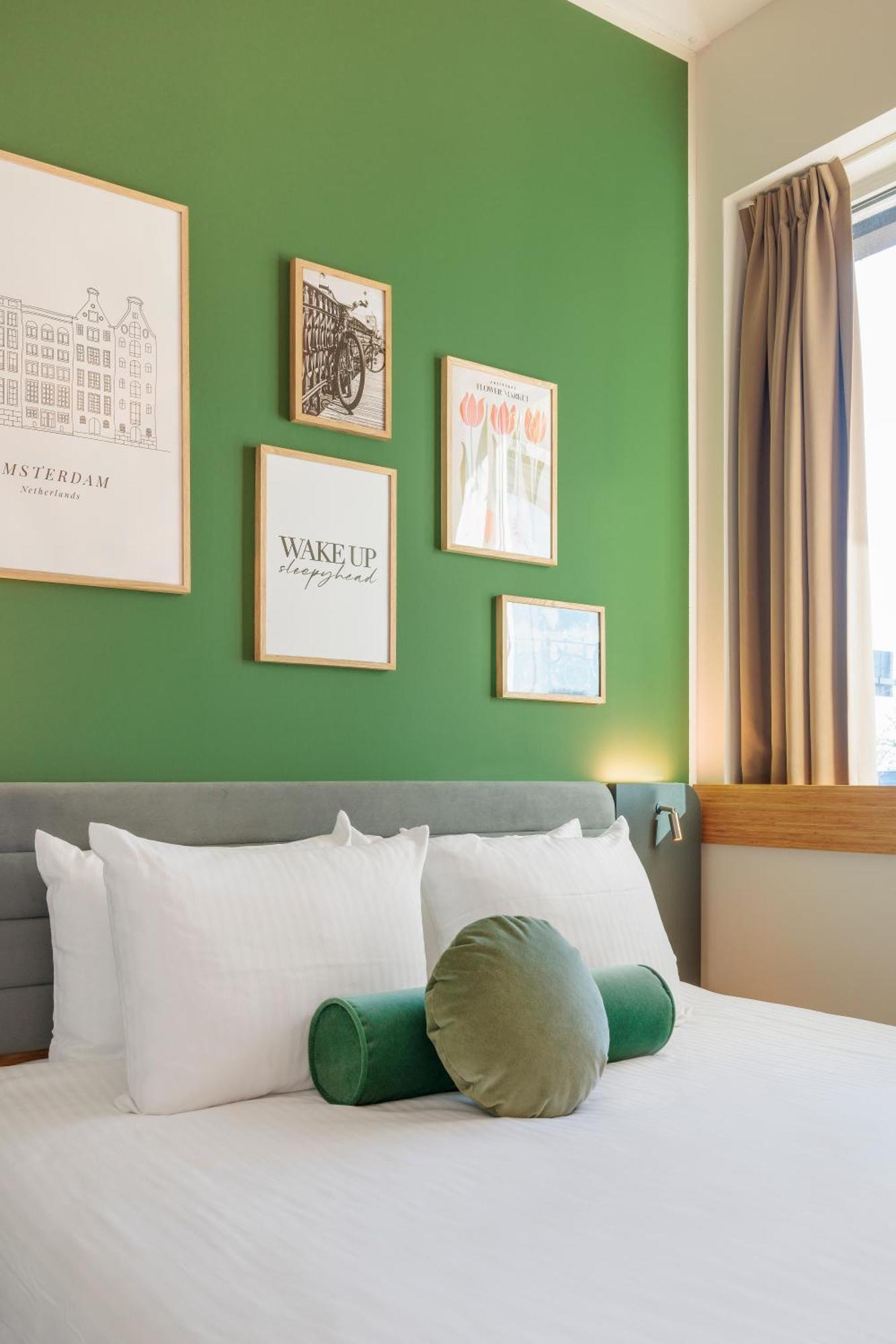 Maxhotel Amsterdam Airport Schiphol - Recently Renovated Hoofddorp Exterior foto